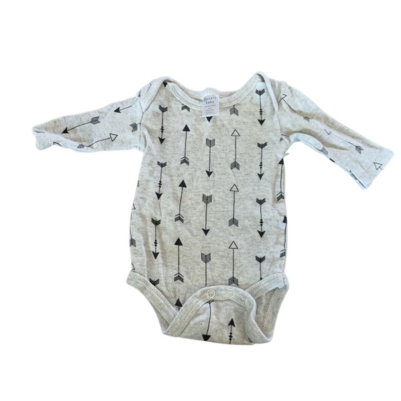 Carter’s 3M Baby Overalls & Modern Baby Long Sleeve Bodysuit Set | - Picture 3 of 4